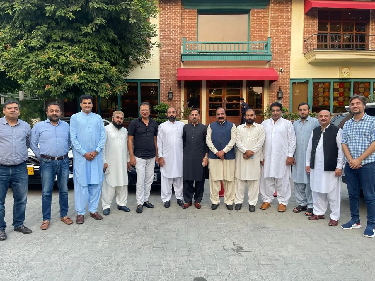 The extended project team